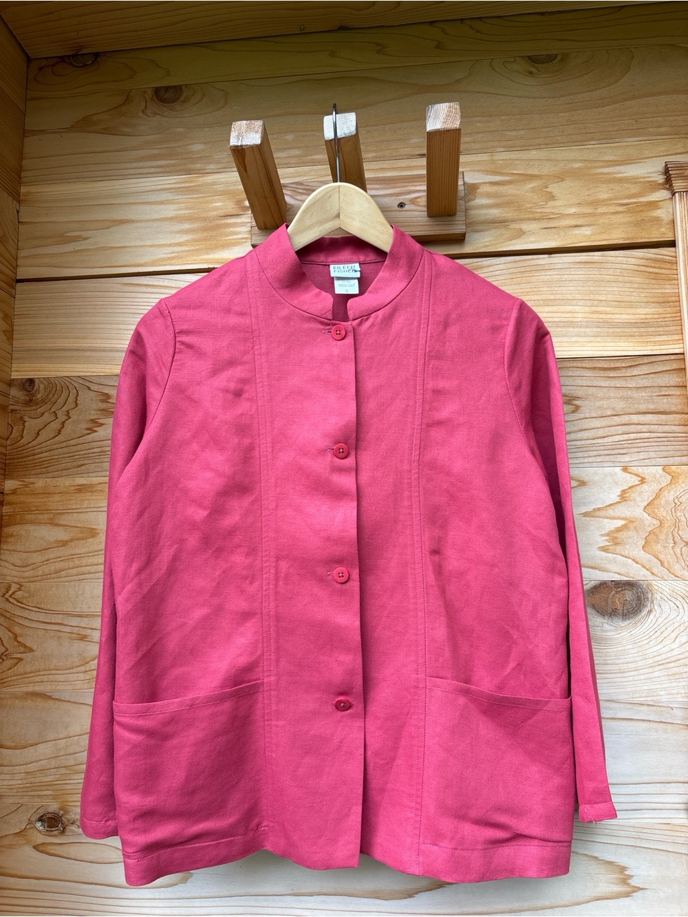 Vintage Eileen Fisher Linen Jacket
Made in USA of Italian Fabric
Size Small